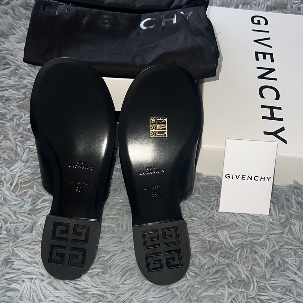 Givenchy 4G leather sandals - Picture 4 of 5